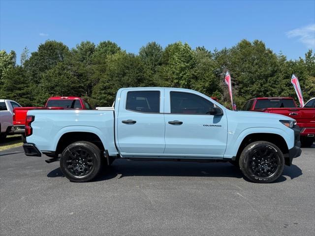 new 2025 Chevrolet Colorado car, priced at $31,135
