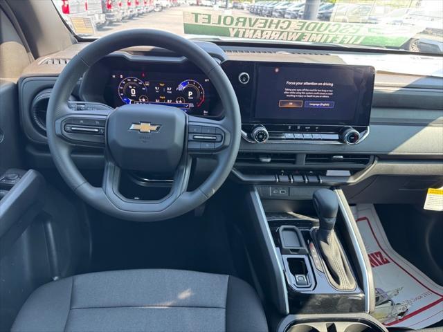 new 2025 Chevrolet Colorado car, priced at $31,135