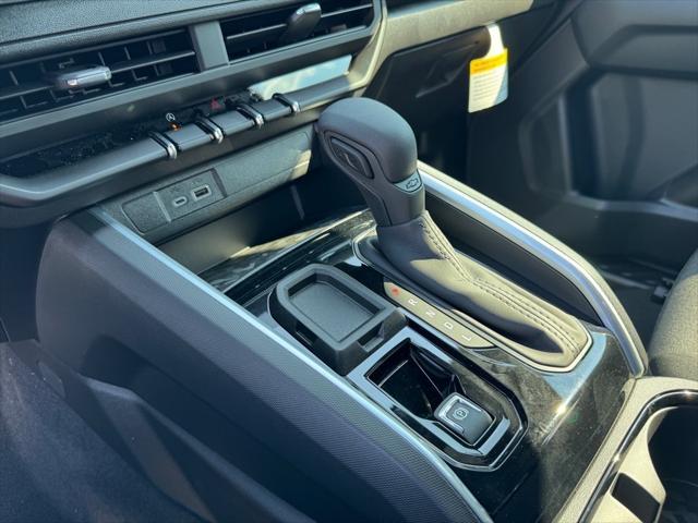 new 2025 Chevrolet Colorado car, priced at $31,135