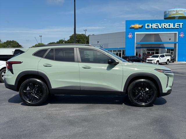 new 2025 Chevrolet Trax car, priced at $23,690