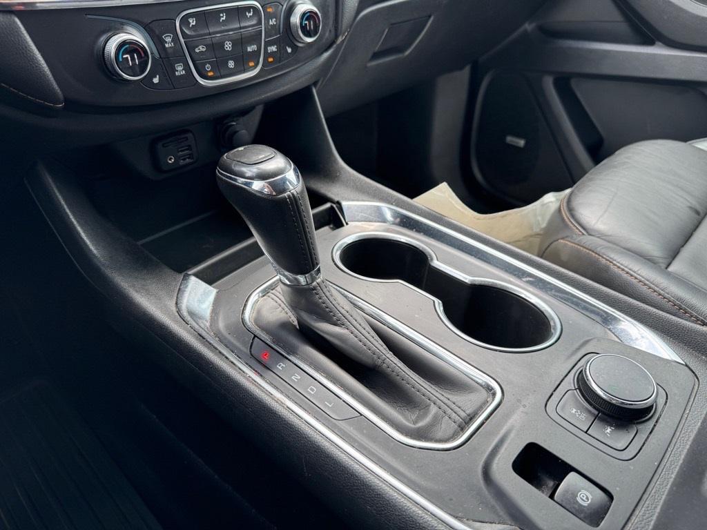 used 2020 Chevrolet Traverse car, priced at $28,322