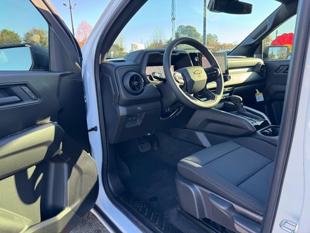 new 2026 Chevrolet Colorado car, priced at $29,985