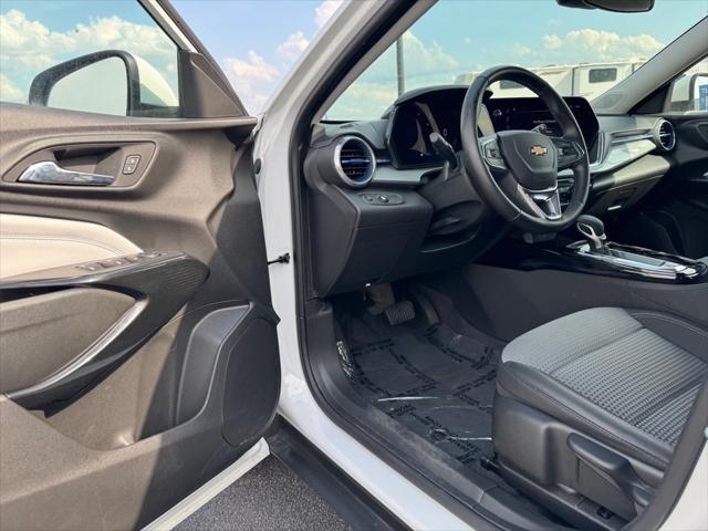 used 2024 Chevrolet Trax car, priced at $24,862