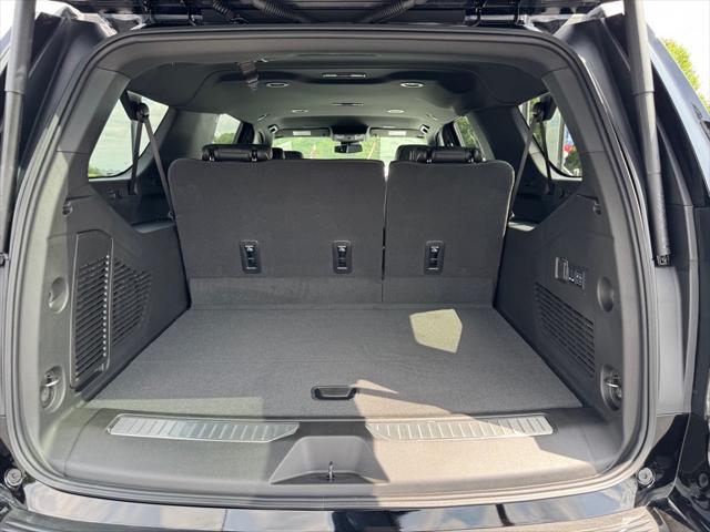 new 2025 Chevrolet Suburban car, priced at $79,487