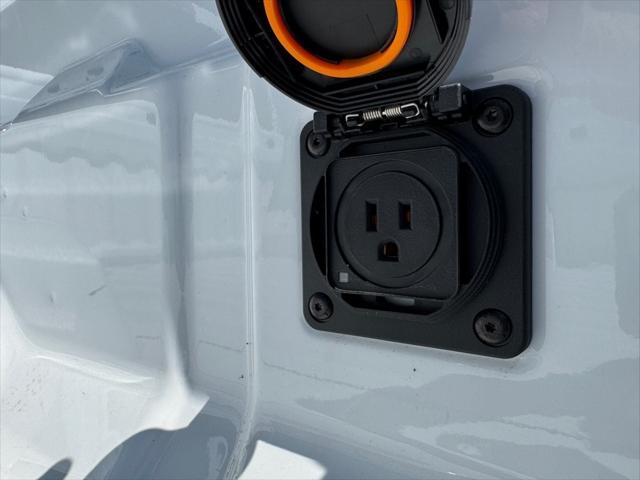 new 2024 Chevrolet Colorado car, priced at $35,085