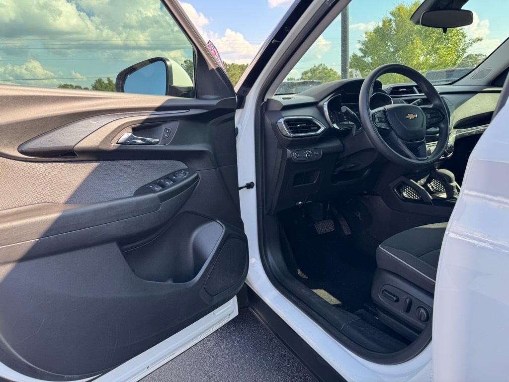 used 2023 Chevrolet TrailBlazer car, priced at $22,362