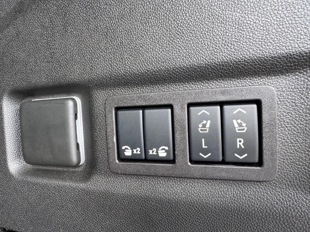 used 2024 Chevrolet Suburban car, priced at $72,838