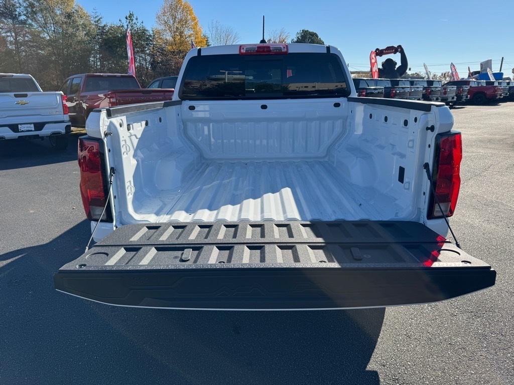 new 2026 Chevrolet Colorado car, priced at $32,745
