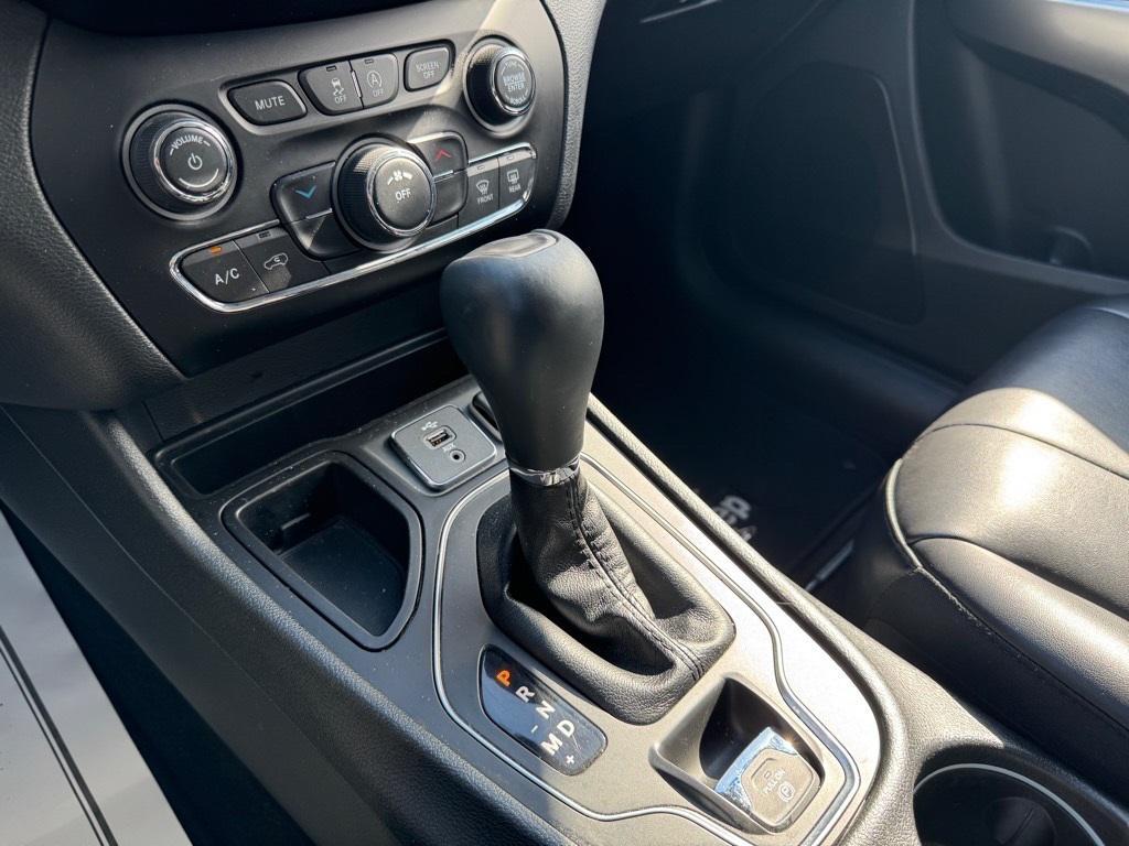 used 2019 Jeep Cherokee car, priced at $15,862