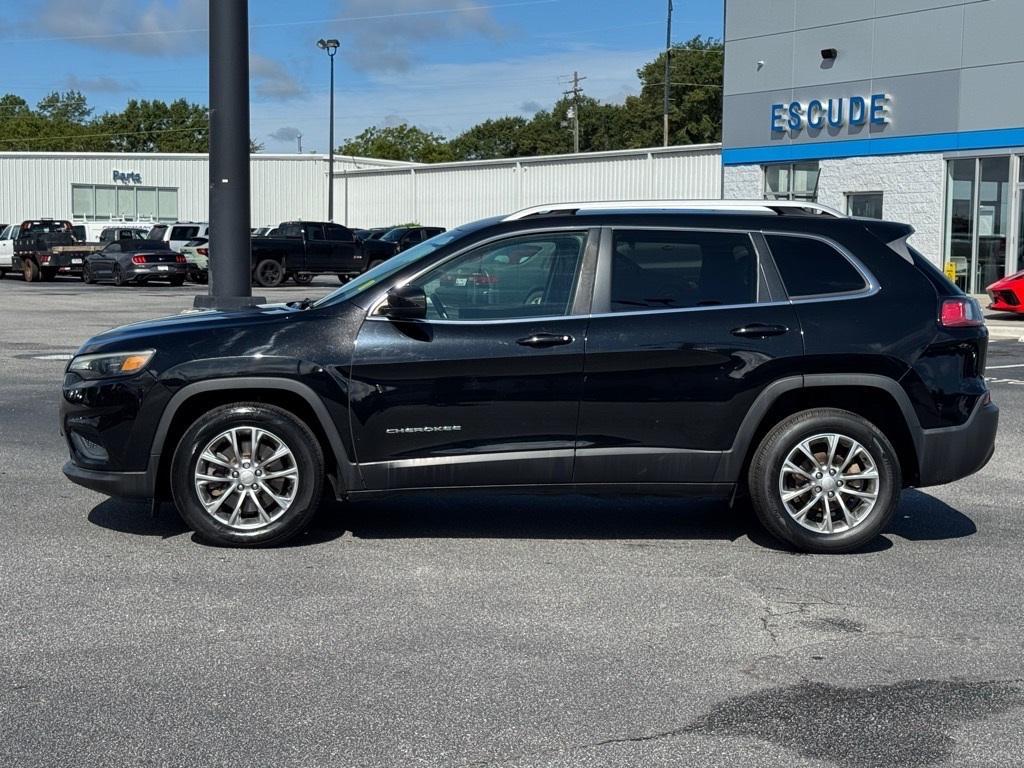 used 2019 Jeep Cherokee car, priced at $15,862
