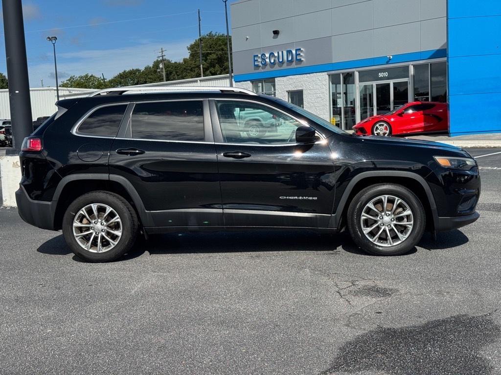 used 2019 Jeep Cherokee car, priced at $15,862