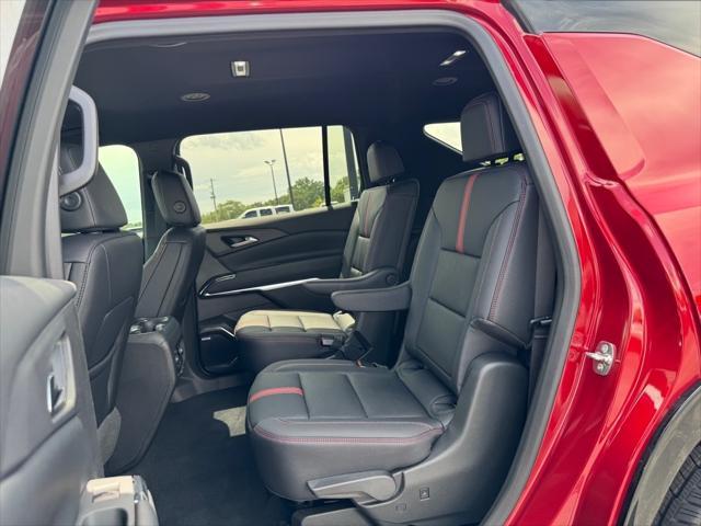 new 2025 Chevrolet Traverse car, priced at $54,922