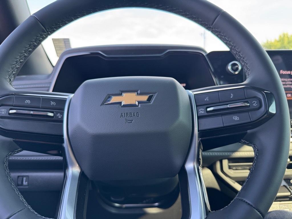 new 2025 Chevrolet Colorado car, priced at $32,970