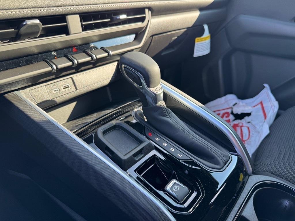 new 2025 Chevrolet Colorado car, priced at $32,970