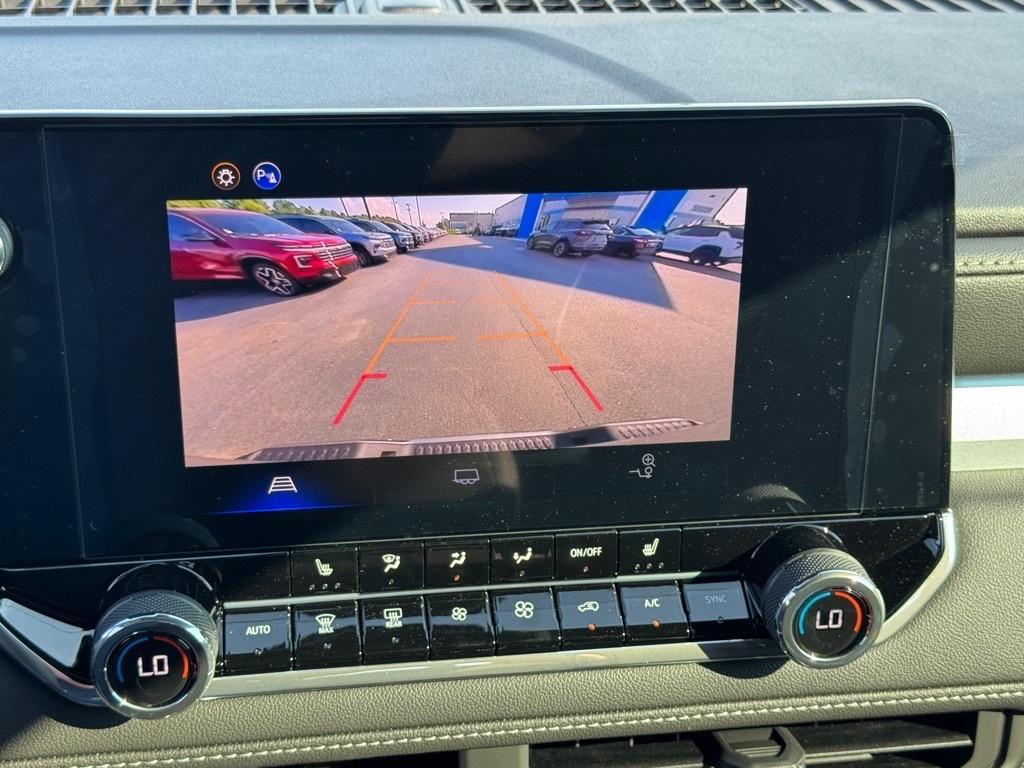 new 2025 Chevrolet Colorado car, priced at $32,970