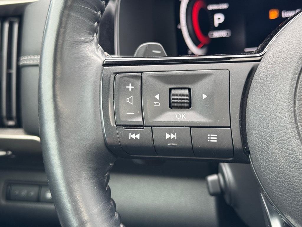 used 2023 Nissan Pathfinder car, priced at $36,862