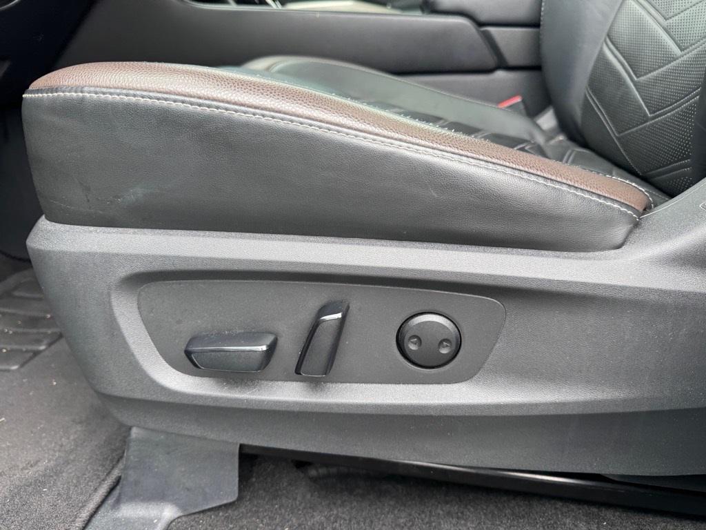 used 2023 Nissan Pathfinder car, priced at $36,862
