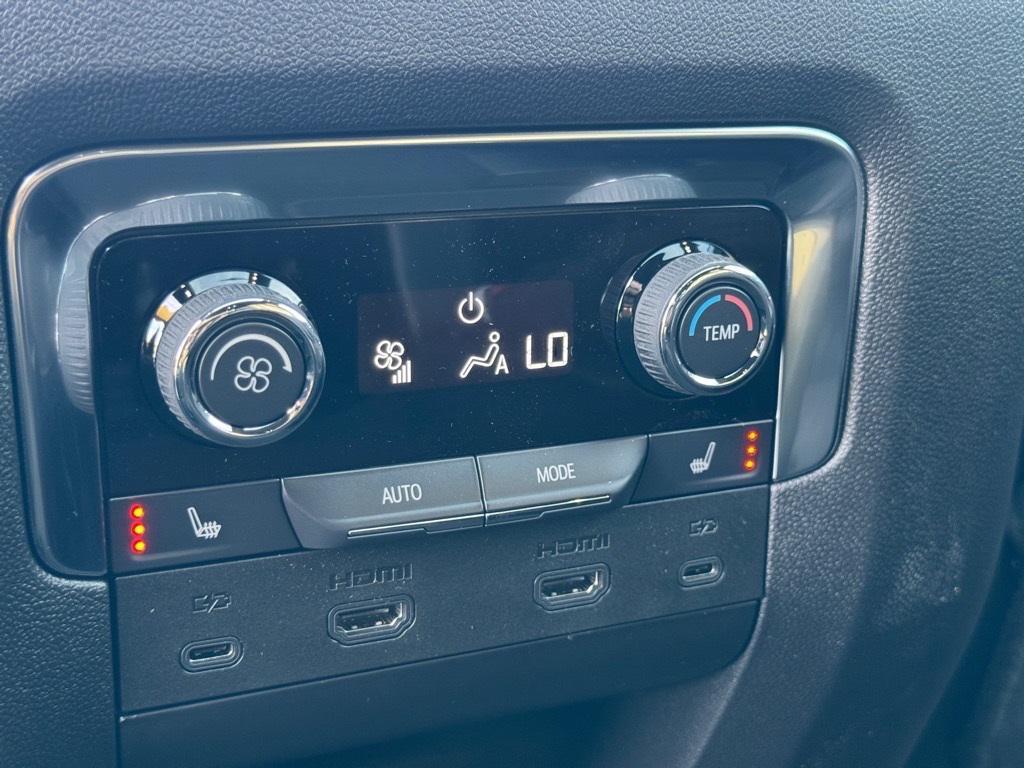 new 2025 Chevrolet Suburban car, priced at $92,725