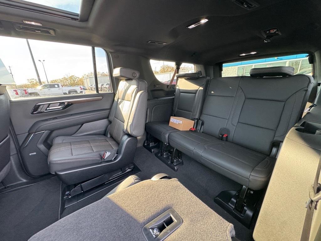 new 2025 Chevrolet Suburban car, priced at $92,725