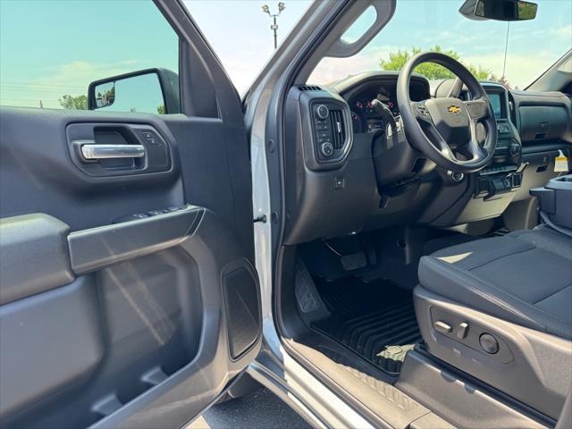new 2025 Chevrolet Silverado 1500 car, priced at $40,130