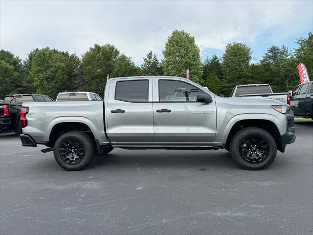 new 2025 Chevrolet Colorado car, priced at $31,215