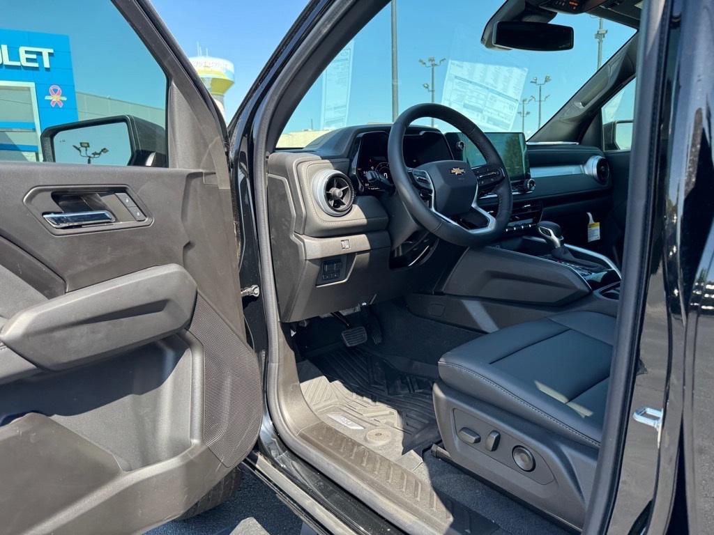 new 2024 Chevrolet Colorado car, priced at $40,770