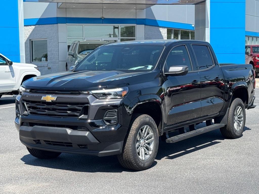 new 2024 Chevrolet Colorado car, priced at $40,770