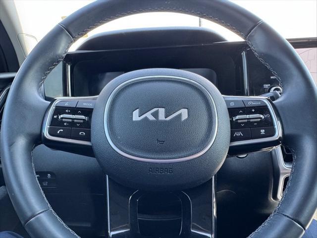 used 2023 Kia Sorento Hybrid car, priced at $32,862