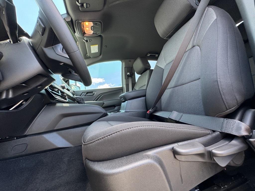 new 2026 Chevrolet Colorado car, priced at $30,640