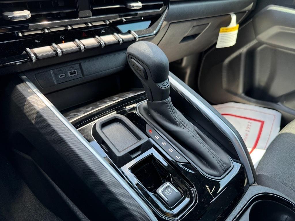 new 2026 Chevrolet Colorado car, priced at $30,640