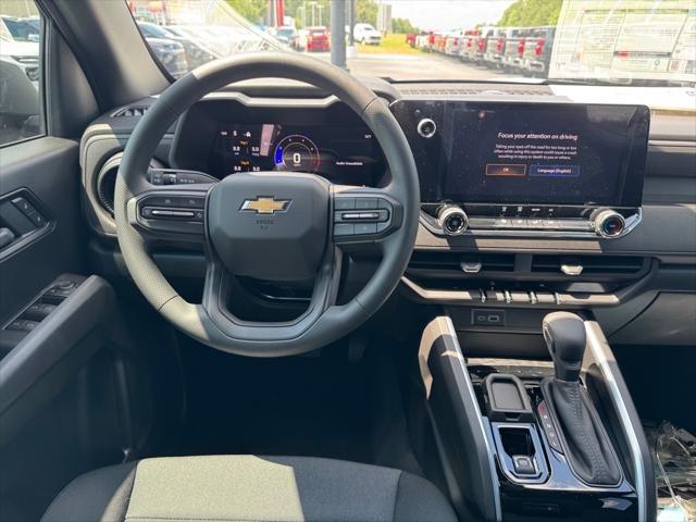 new 2025 Chevrolet Colorado car, priced at $30,740