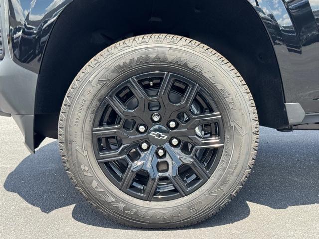 new 2025 Chevrolet Colorado car, priced at $30,740