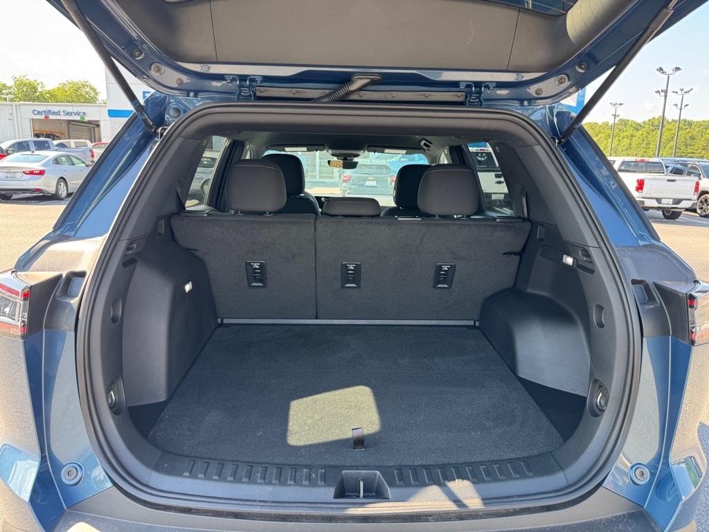used 2025 Chevrolet Equinox car, priced at $28,862
