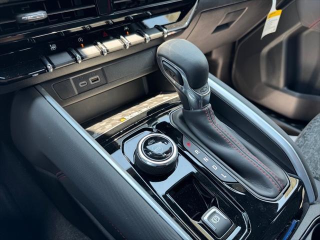 new 2024 Chevrolet Colorado car, priced at $40,880