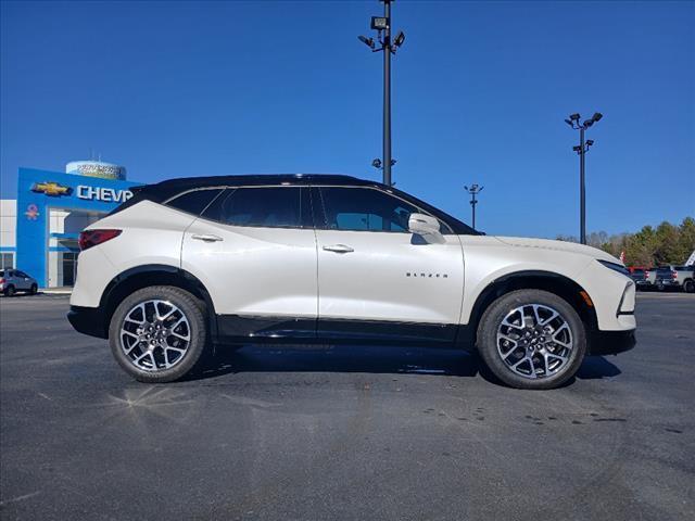 new 2025 Chevrolet Blazer car, priced at $42,065