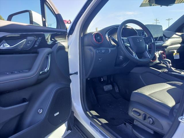 new 2025 Chevrolet Blazer car, priced at $42,065