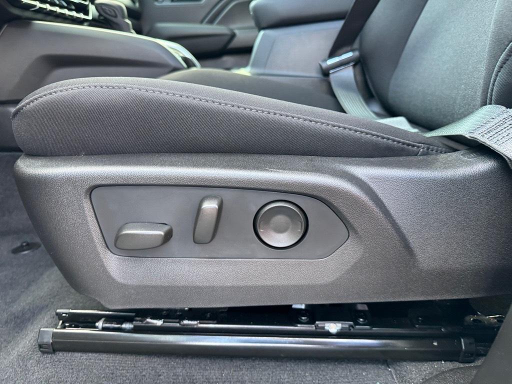 new 2026 Chevrolet Colorado car, priced at $30,515