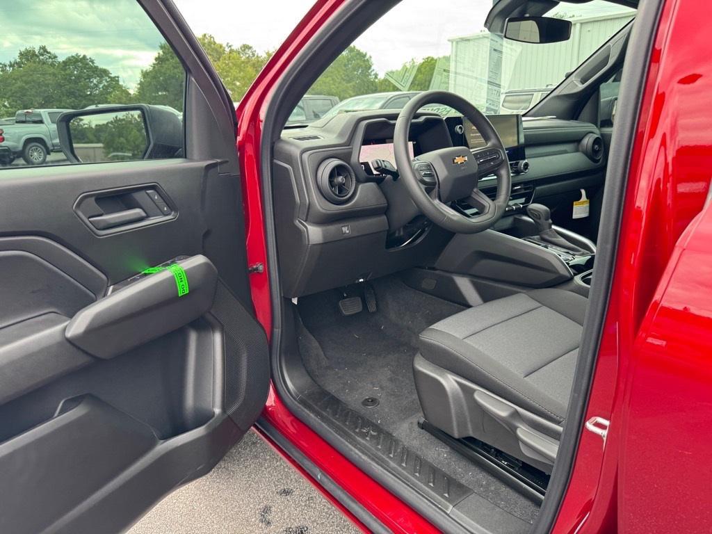 new 2026 Chevrolet Colorado car, priced at $31,135