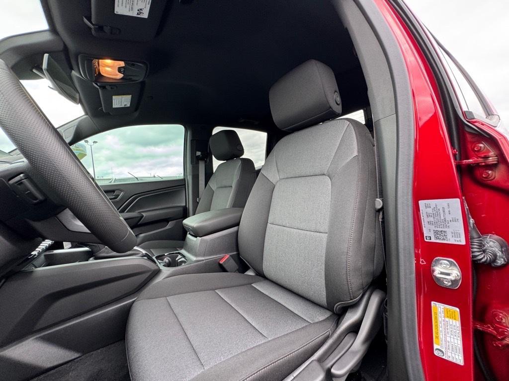 new 2026 Chevrolet Colorado car, priced at $31,135