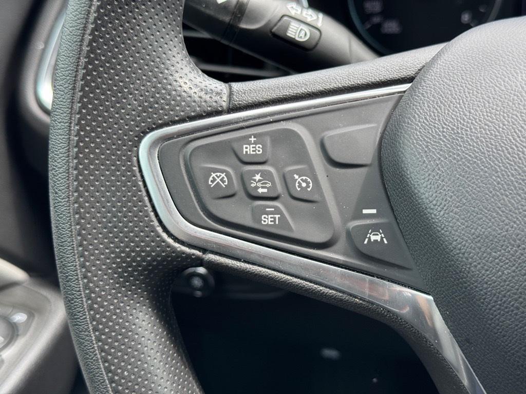 used 2022 Chevrolet Equinox car, priced at $23,362