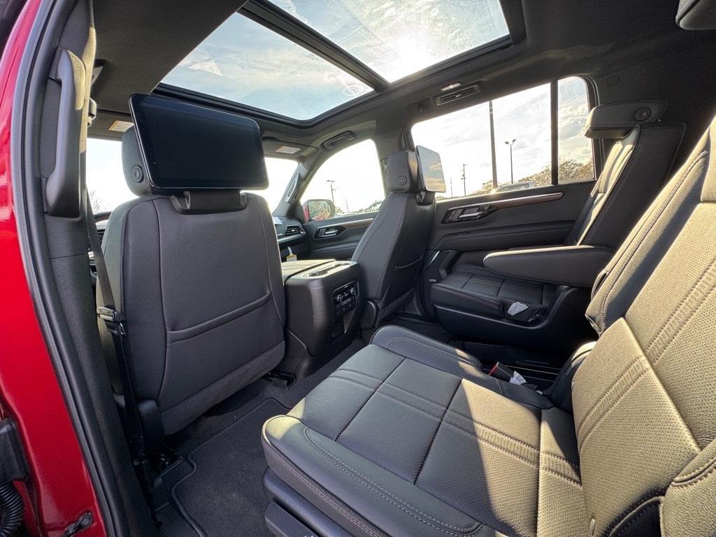 new 2025 Chevrolet Suburban car, priced at $92,150