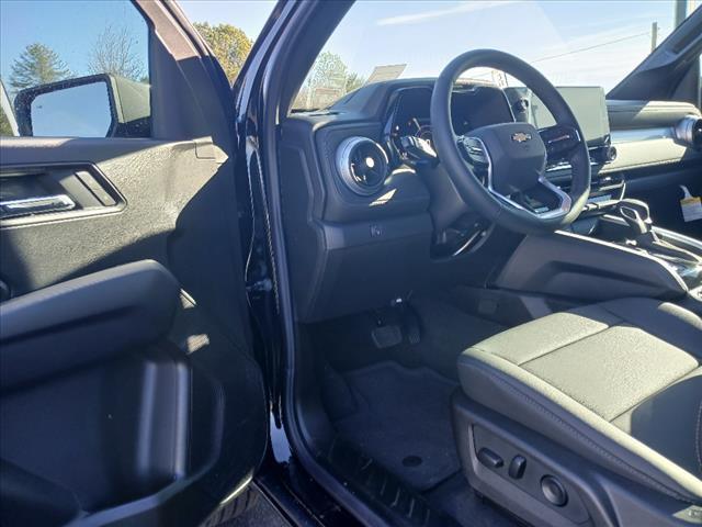 new 2025 Chevrolet Colorado car, priced at $35,965