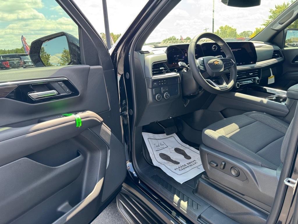 new 2025 Chevrolet Suburban car, priced at $59,965