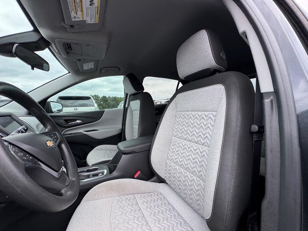 used 2022 Chevrolet Equinox car, priced at $22,862
