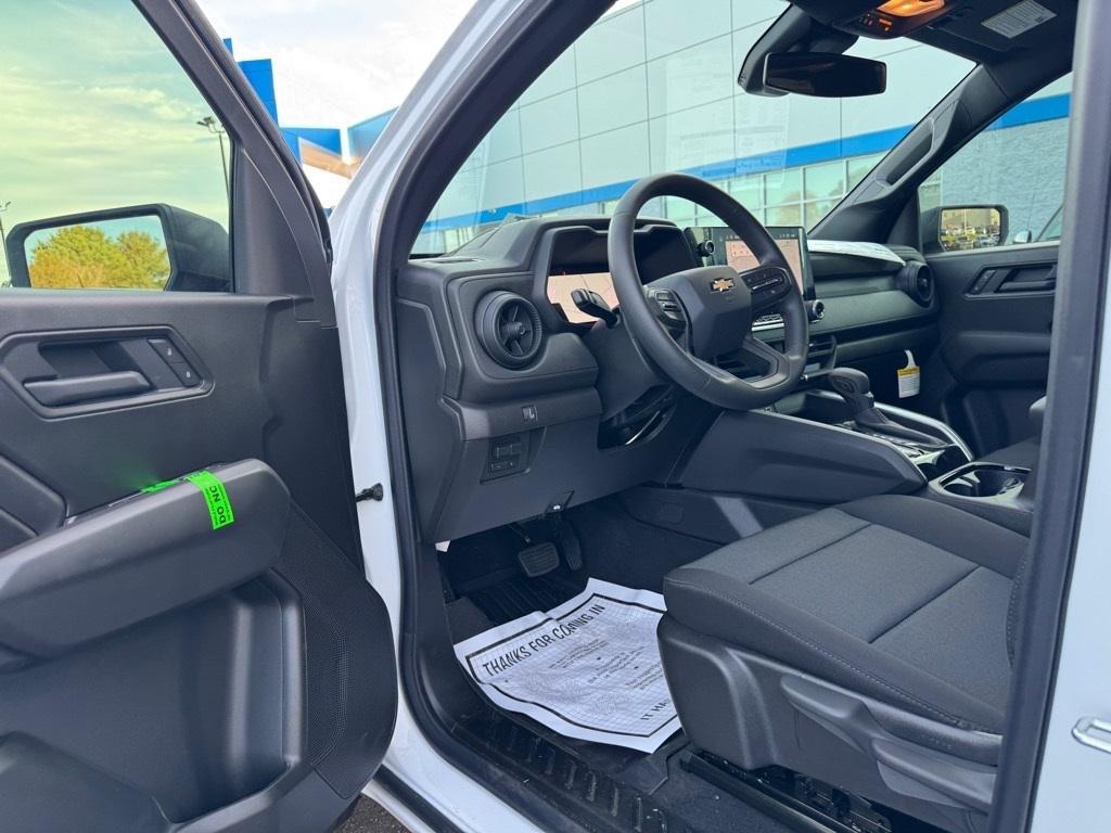 new 2026 Chevrolet Colorado car, priced at $35,225
