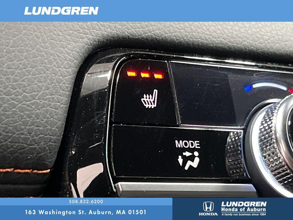 new 2025 Honda Pilot car, priced at $43,795