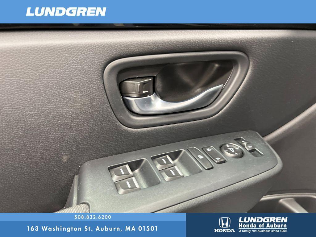 new 2025 Honda Pilot car, priced at $43,795