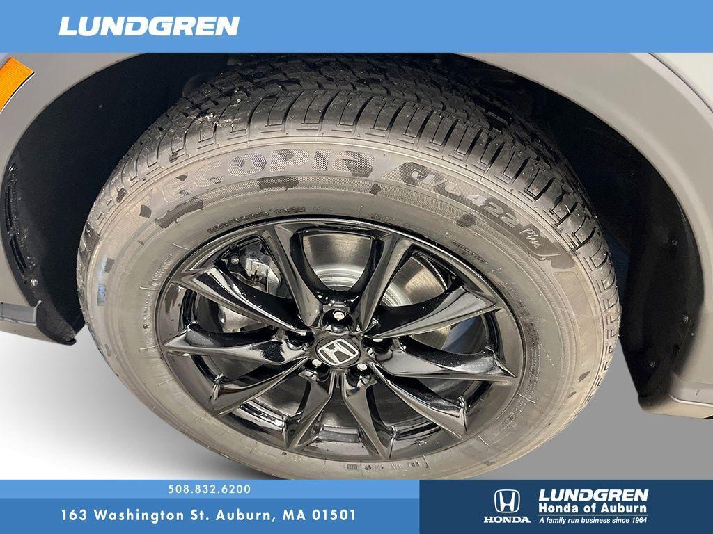 new 2026 Honda CR-V Hybrid car, priced at $41,675