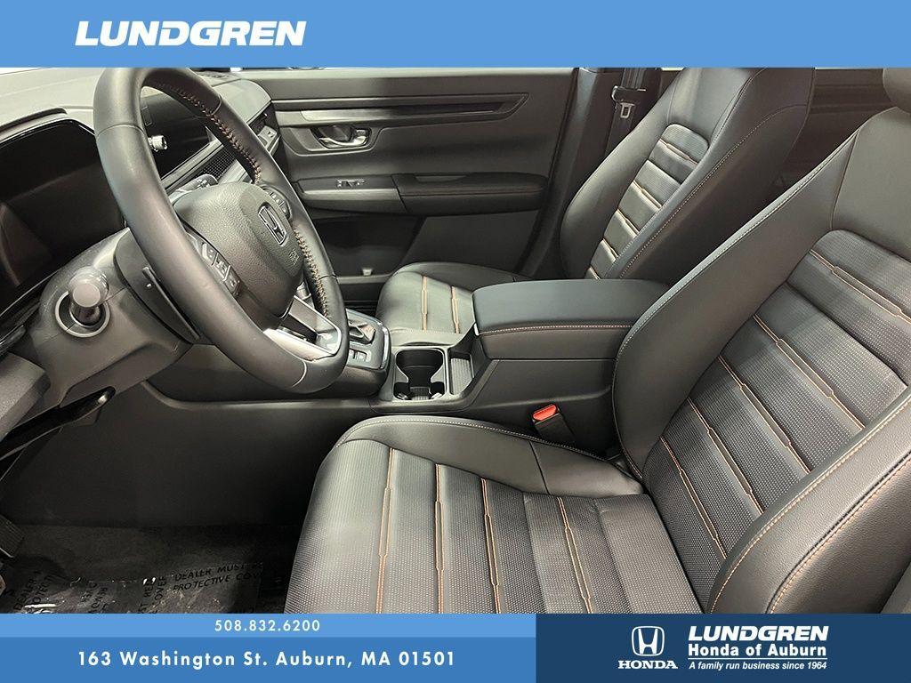 new 2026 Honda CR-V Hybrid car, priced at $41,675