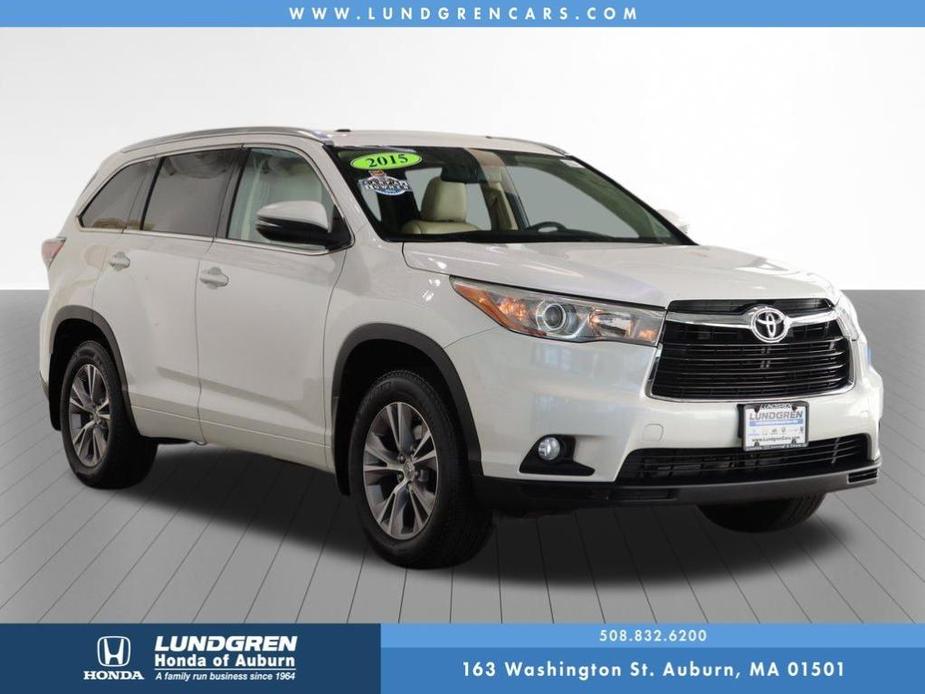 used 2015 Toyota Highlander car, priced at $13,777